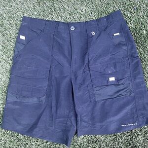 EUC Columbia PFG omni shade 38 waist and 10 inch length